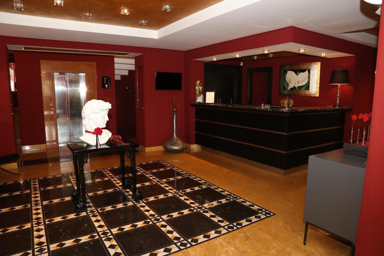ג'וליאנו אין קאמפאניה Marcantonio Hotel מראה חיצוני תמונה
