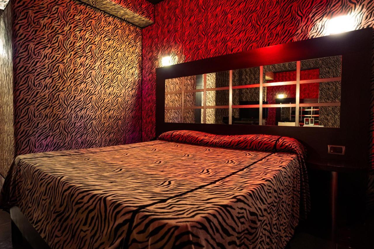 ג'וליאנו אין קאמפאניה Marcantonio Hotel מראה חיצוני תמונה
