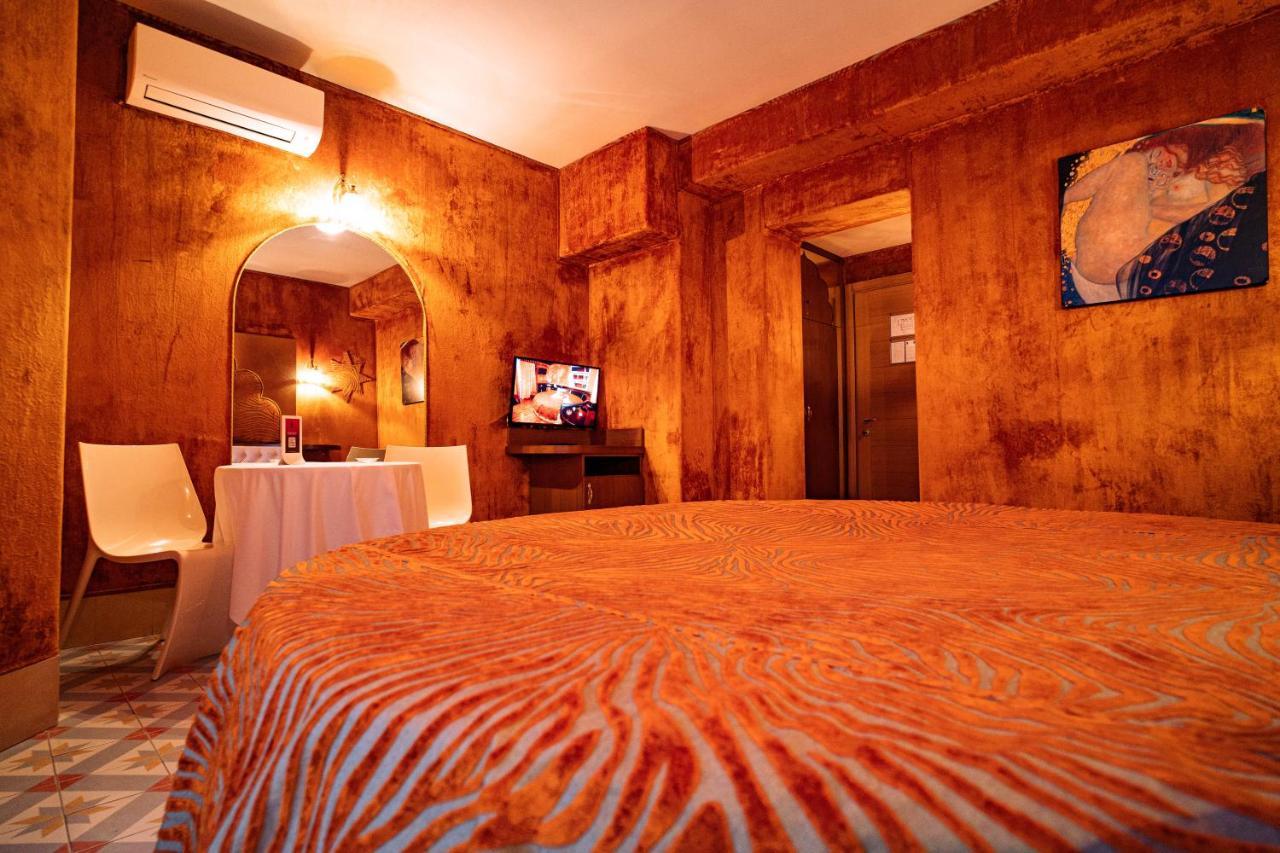 ג'וליאנו אין קאמפאניה Marcantonio Hotel מראה חיצוני תמונה